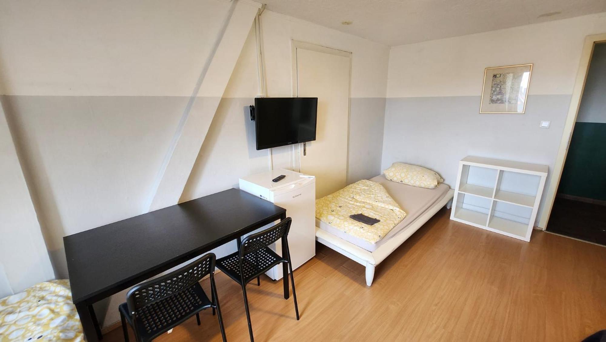 Moderne Studio Apartments Und 120Qm Wohnungen In Oberhausen, Ideal Fuer Geschaeftsreisende Und Monteure Oberhausen  Esterno foto