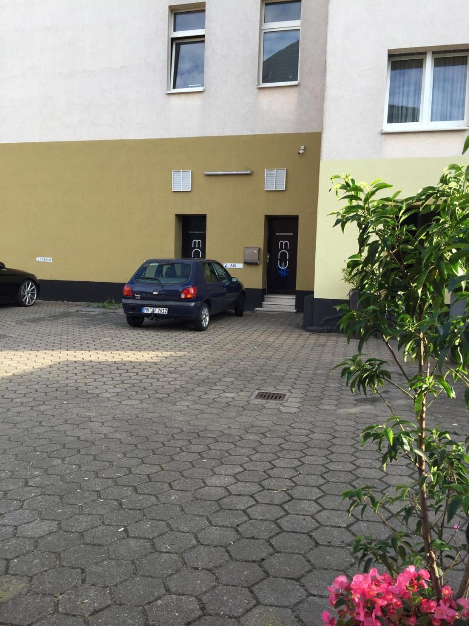 Moderne Studio Apartments Und 120Qm Wohnungen In Oberhausen, Ideal Fuer Geschaeftsreisende Und Monteure Oberhausen  Esterno foto