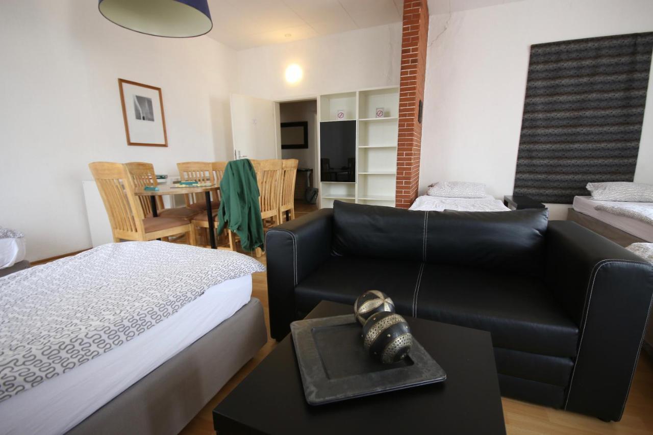 Moderne Studio Apartments Und 120Qm Wohnungen In Oberhausen, Ideal Fuer Geschaeftsreisende Und Monteure Oberhausen  Esterno foto