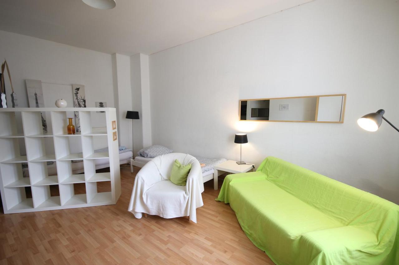Moderne Studio Apartments Und 120Qm Wohnungen In Oberhausen, Ideal Fuer Geschaeftsreisende Und Monteure Oberhausen  Esterno foto