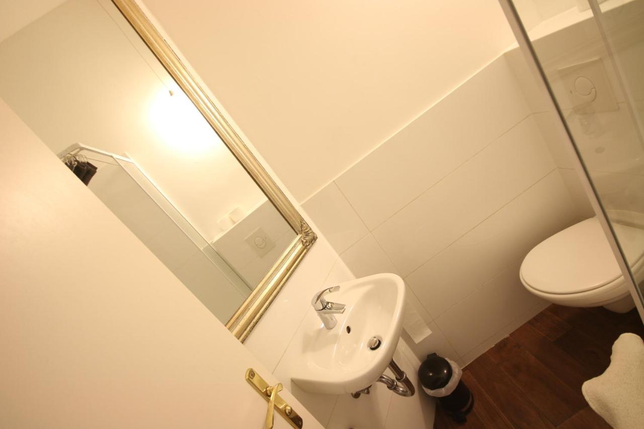 Moderne Studio Apartments Und 120Qm Wohnungen In Oberhausen, Ideal Fuer Geschaeftsreisende Und Monteure Oberhausen  Esterno foto