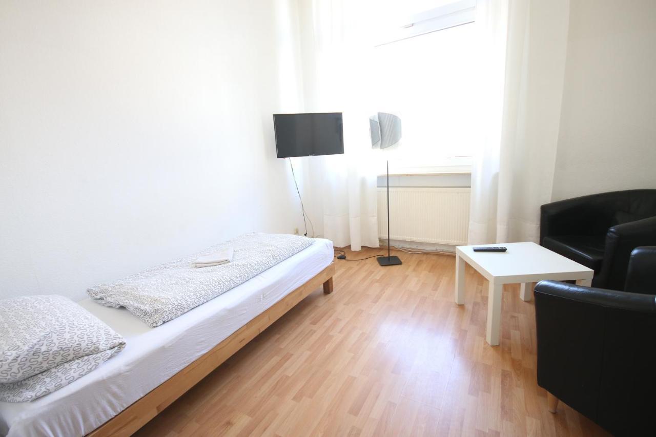 Moderne Studio Apartments Und 120Qm Wohnungen In Oberhausen, Ideal Fuer Geschaeftsreisende Und Monteure Oberhausen  Esterno foto