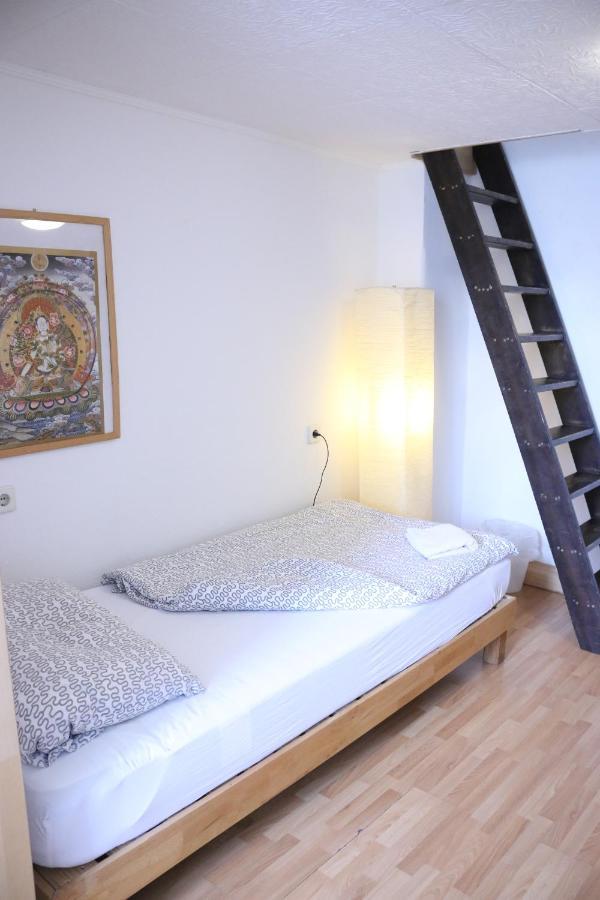 Moderne Studio Apartments Und 120Qm Wohnungen In Oberhausen, Ideal Fuer Geschaeftsreisende Und Monteure Oberhausen  Esterno foto